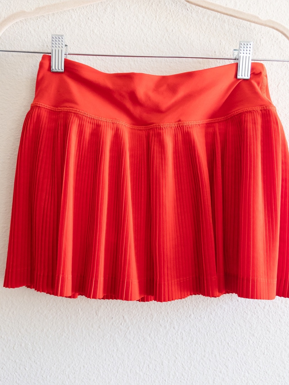 Lululemon Pleat to Street Mid Rise Skirt size 2